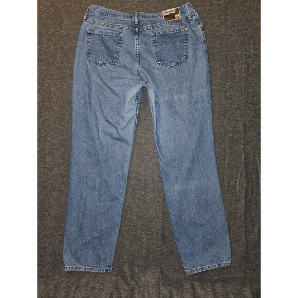 Vintage Wrangler Blues Jeans Women's 16x32 Tapered Blue USA Western Cowgirl - Picture 9 of 10